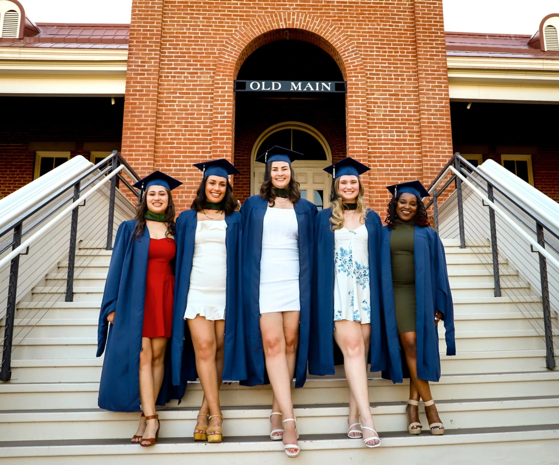 Genetic counseling class of 2024 group portrait